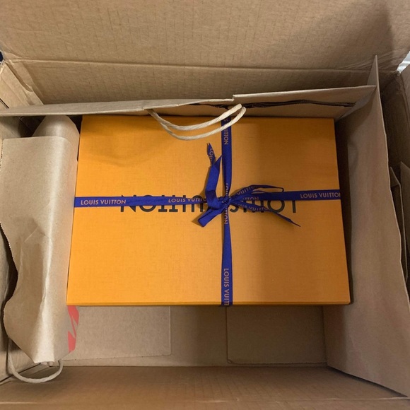 Lv - Picture 13 of 16